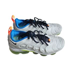 Nike Air Vapormax Plus Photon Dust Volt Sneakers